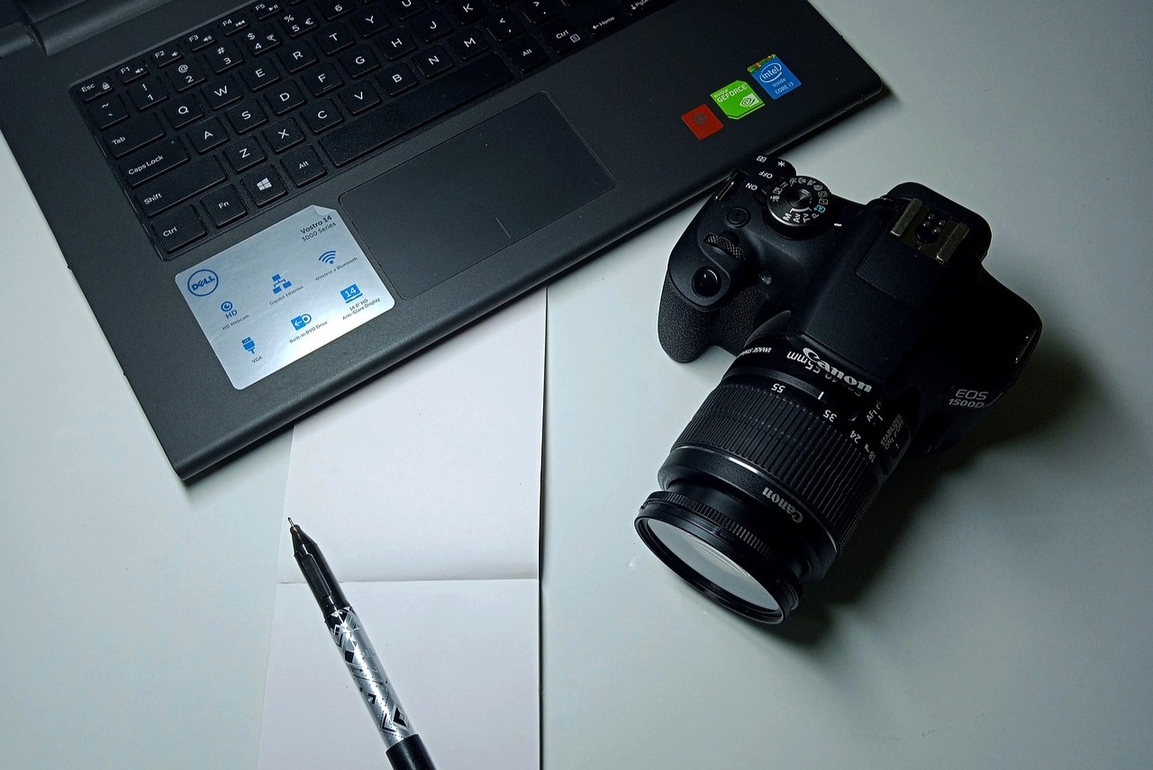 How to Freelance as a Student: A Comprehensive Guide